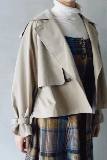 ruimeme short trench coat (beige)