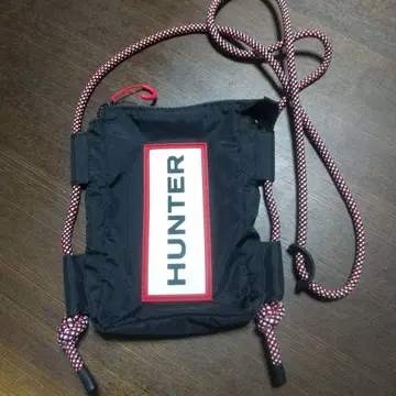 HUNTER 블랙 숄더백