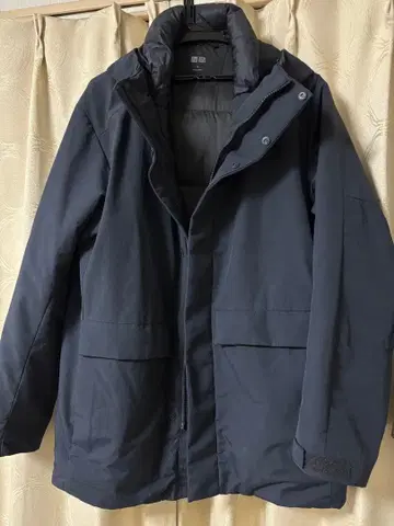 유니클로 Hybrid down outer wear 하이브리드 다운 네이비