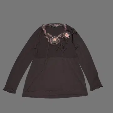 Vintage flower design knit