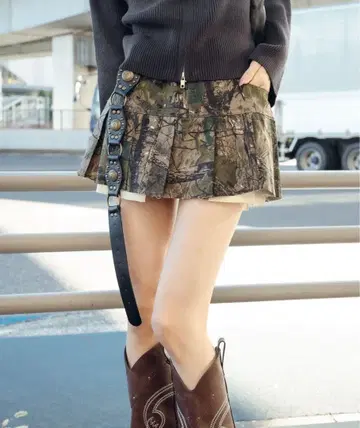 카모플라쥬 플리츠 미니 스커트