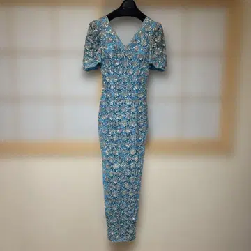 [ 새상품급 ] 스팽글 자수 드레스
