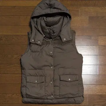 무인양품 다운 베스트 후드 부착 리버서블 브라운 계열 캐주얼