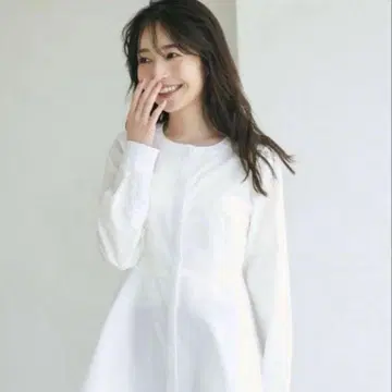베이스먼트 온라인 MAAYA DESIGN 페플럼 블라우스