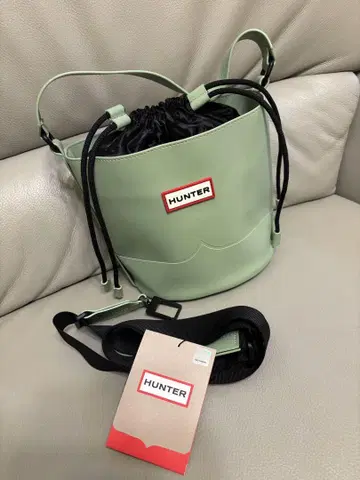 HUNTER 헌터 버킷형 숄더 백