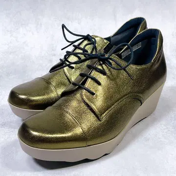 새상품 [힐즈아베뉴] 재니스 (25) 스니커즈 펌프스 골드