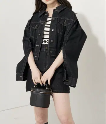 chico 소매 슬릿 데님 자켓 블랙