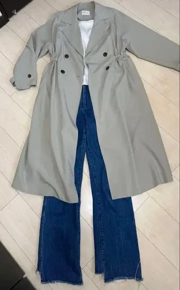 그린 그레이 트렌치 코트