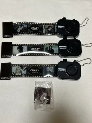 르세라핌 카메라 네거풍 참 아크릴 클립 컬렉션