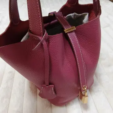 버건디 큐브 백