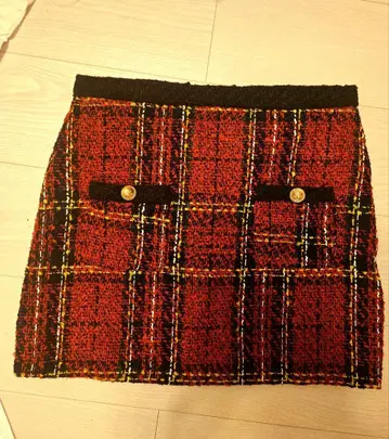 (택 없음 미사용 새상품) 빨간색 타탄 체크 트위드 타이트 스커트