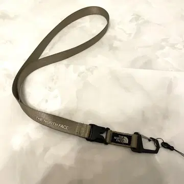 THE NORTH FACE 카키 스트랩 키링