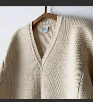 [ Saint james V neck sweater ecru 70s ]