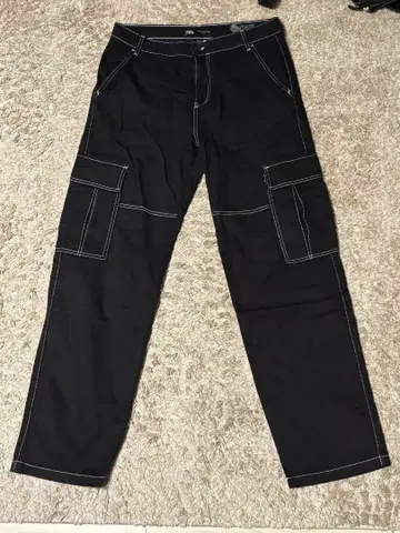 ZARA 블랙 카고 팬츠 워크 팬츠