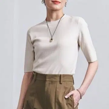 유나이티드 애로우즈 R/PE 컴팩트 크루넥 니트