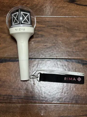 NiziU 응원봉 RIMA 스트랩 포함