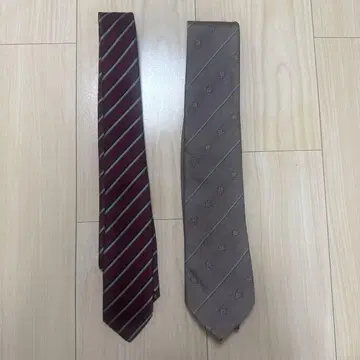 보르도와 브라운 넥타이 2개 세트