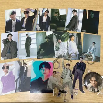 나카가와 카츠나리 트레이딩 카드 아크릴 키링 캔 배지 세트