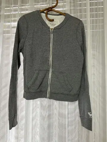 새상품급 Abercrombie & Fitch 그레이 후드티 M