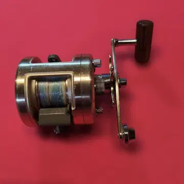 SHIMANO CALCUTTA 400 베이트 낚시릴