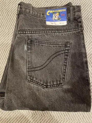 CHALLENGER ICE WASHED DENIM 한정판 블랙 레어