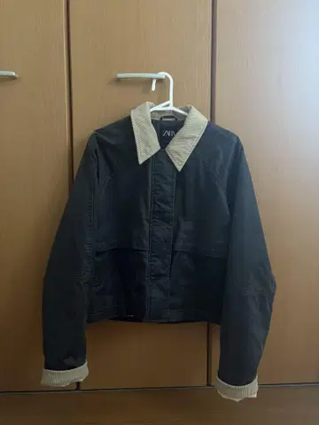 [가격 인하] ZARA 아우터