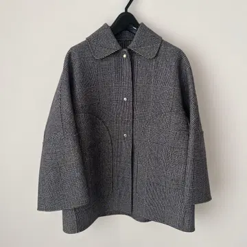 새상품급 DRAWER 체크 숏 울 코트