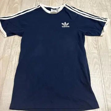 adidas 네이비 반팔 T셔츠