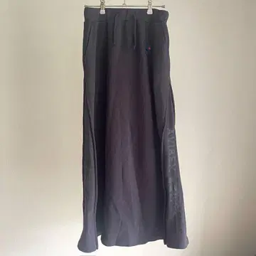 AVIREX RUSSELL 스커트