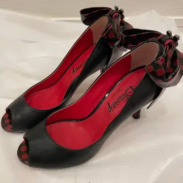 DIANA Disney 미니 마우스 펌프스