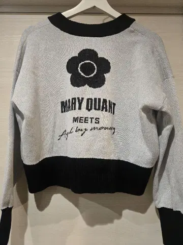 MARY QUANT 꽃무늬 가디건