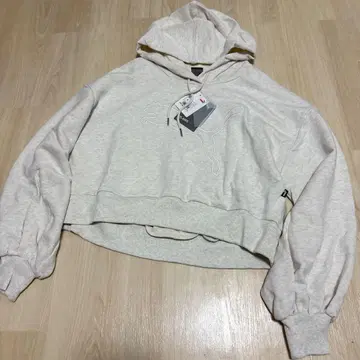 새상품 PUMA 여성용 긴팔 후드티 M 사이즈