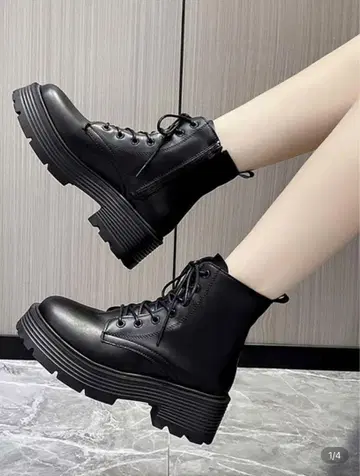 통굽 레이스업 부츠 블랙