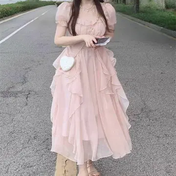 절개 프릴 플레어 원피스