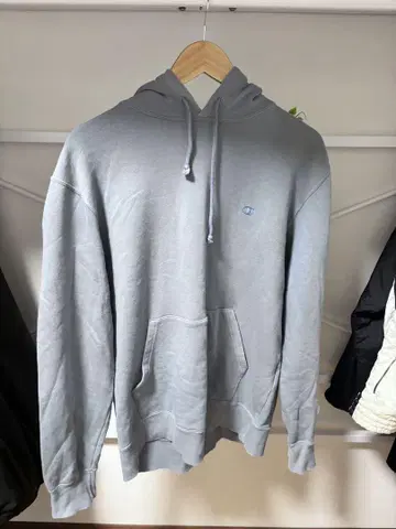 champion 스카이블루 후드티