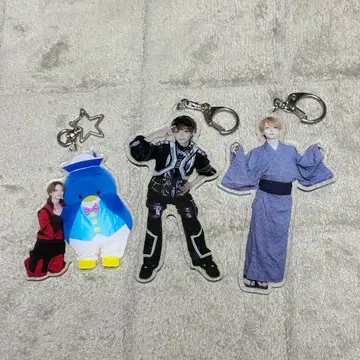 꿈 먹는 NEON 사쿠 실사 아크릴 키링 3개 세트