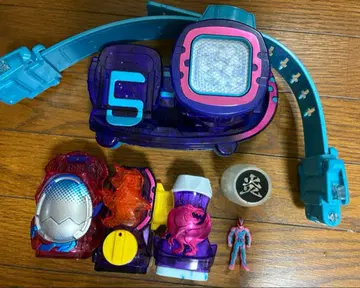 가면라이더 리바이스 변신 벨트와 가면