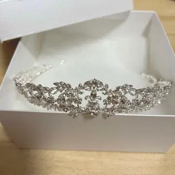 ANNAN WEDDING 티아라