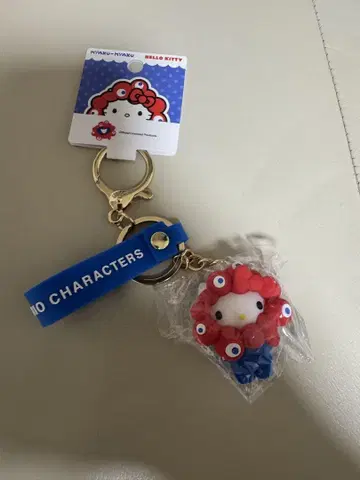 키티 오사카 만박 산리오 미야쿠미야쿠 변신 키링
