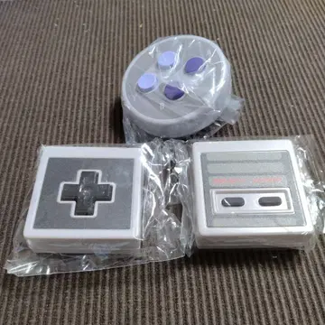 NES 컨트롤러형 키링