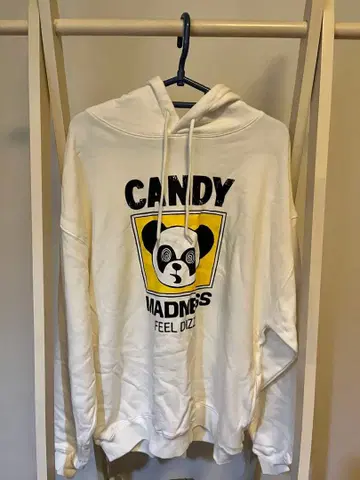 CANDY STRIPPER 팬더 후드 부착 후드티