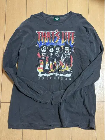 [ 레어 ] That's Life 그레이 롱 슬리브 T셔츠