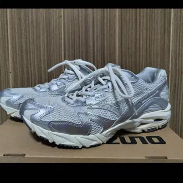 MIZUNO WAVE RIDER 10 27cm