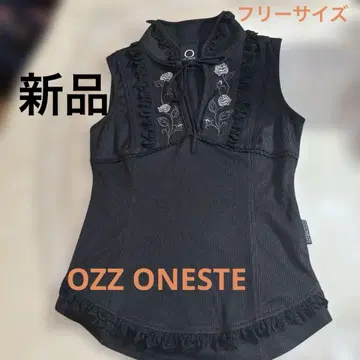 OZZ ONESTE 블랙 슬리브리스 튜닉