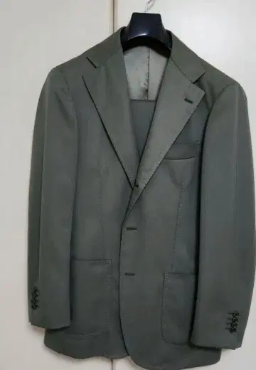 링 자켓 수트