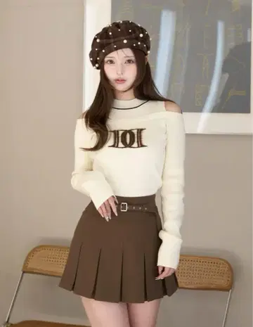 Darich 레이어드 라이크 로고 니트탑