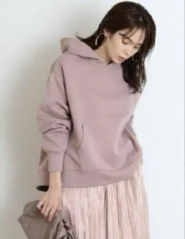 SNIDEL 트레이닝복