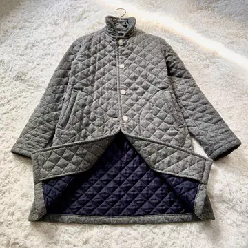 트래디셔널 웨더웨어 퀼팅 트위드 원단 미들 코트 RUM