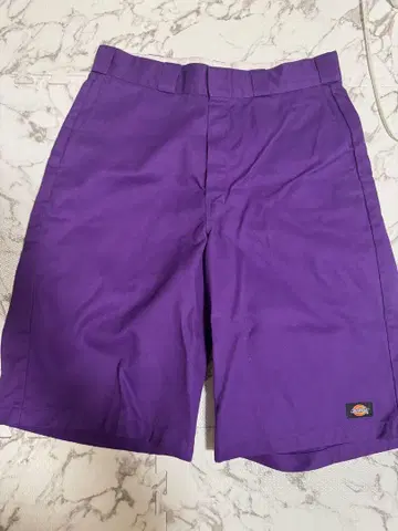 Dickies 보라색 루즈핏 숏팬츠 34inch