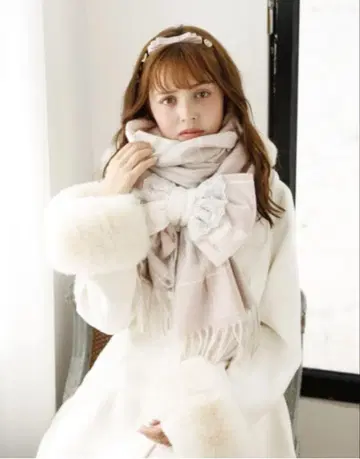 LIZLISA 체크 리본 스톨 그레이